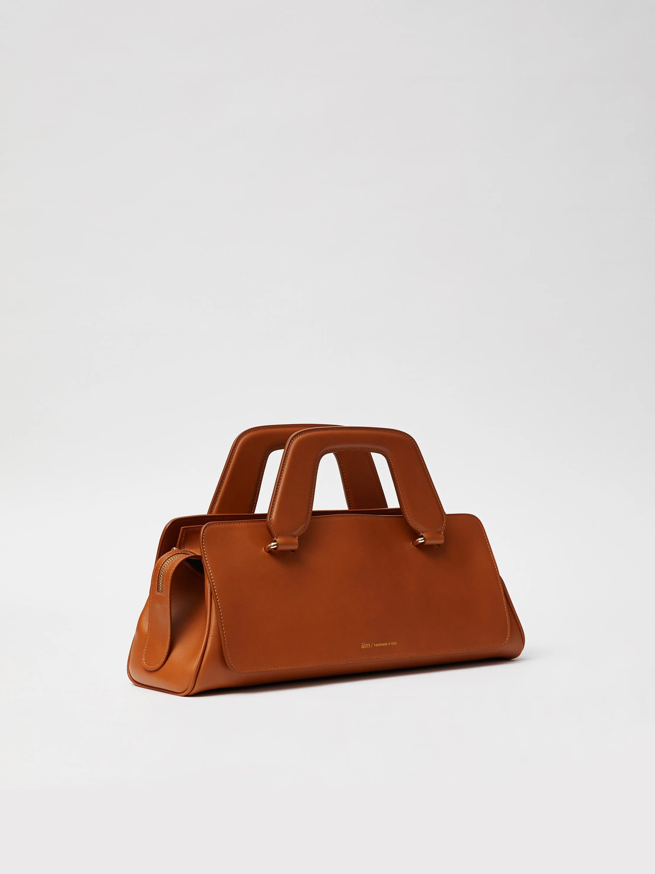 Olivia: The perfect 24/7 companion — āim/handmadeinitaly